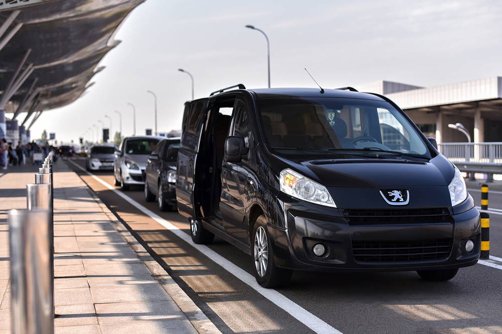 Transport gare et aéroport près de Aubiet